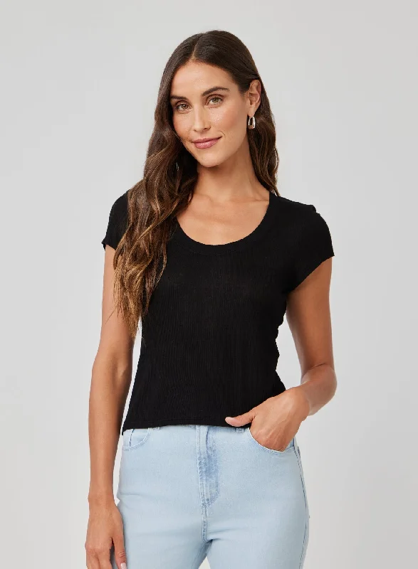 Wide Scoop Neck Tee - Black