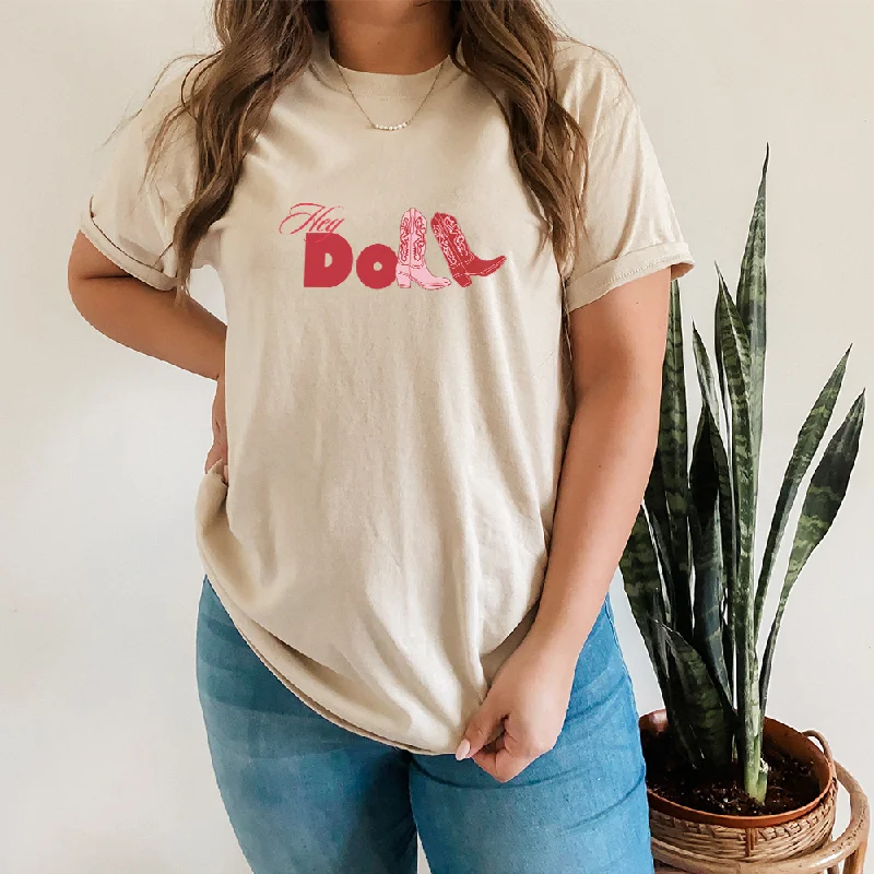 Hey Doll Cowgirl Graphic Women's T-shirt