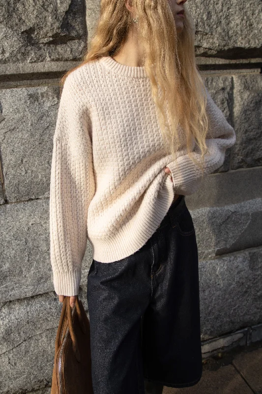 CHUNKY KNIT CREWNECK SWEATER Cool Women's Distressed